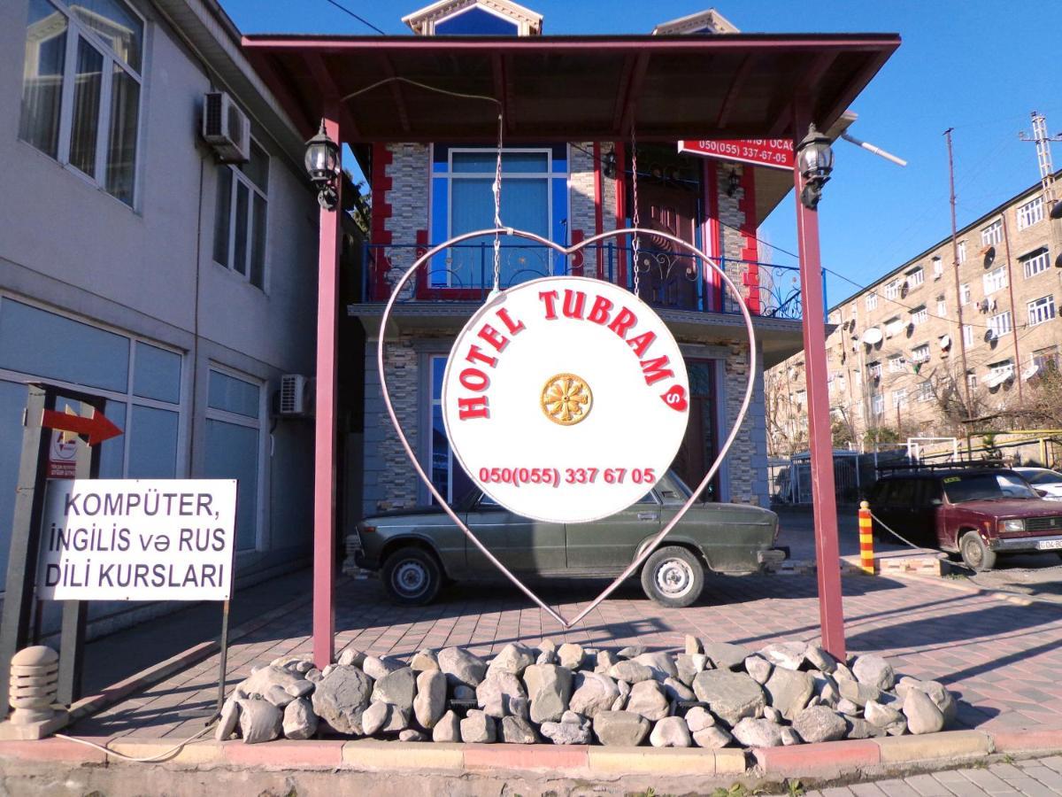 Bed and Breakfast Tubram S Ailəvi Qonaq Evi Şǝki Exterior foto