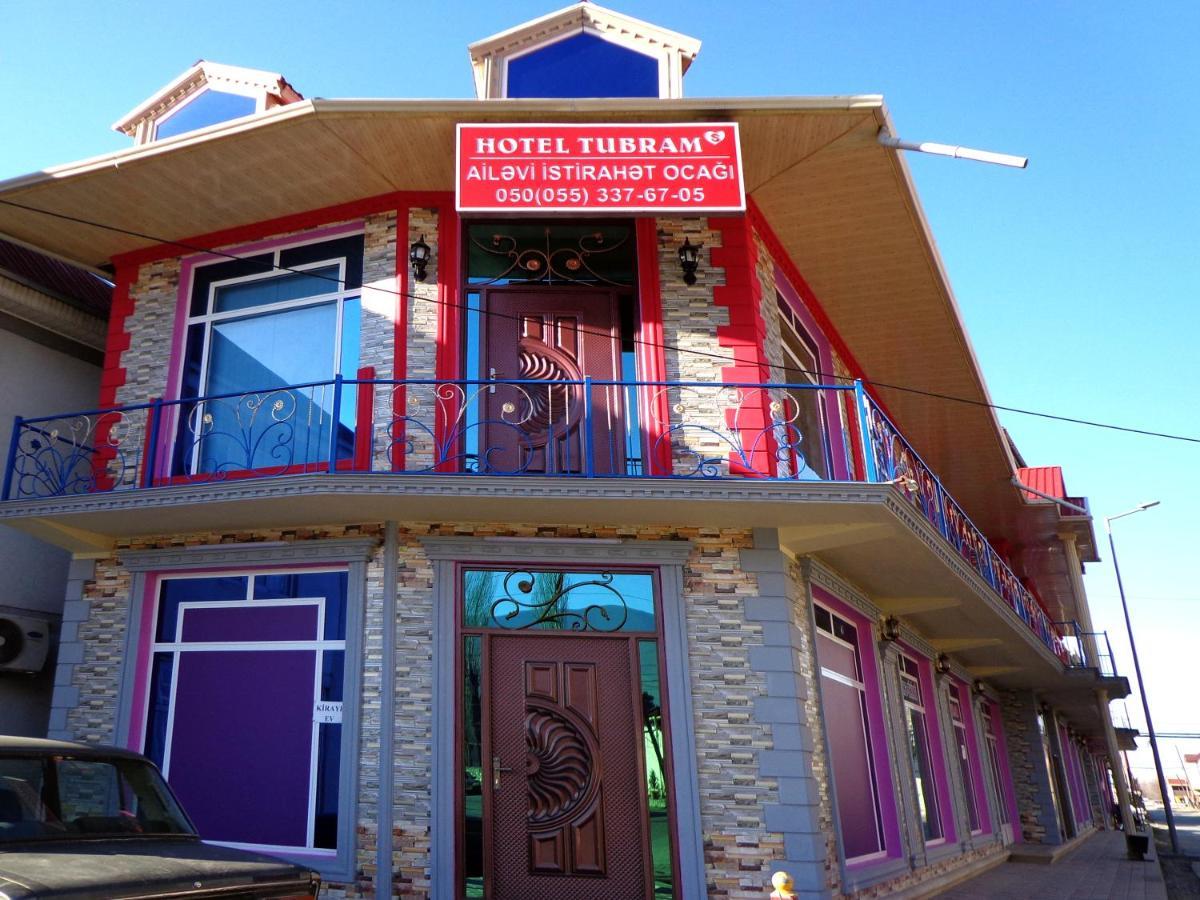 Bed and Breakfast Tubram S Ailəvi Qonaq Evi Şǝki Exterior foto