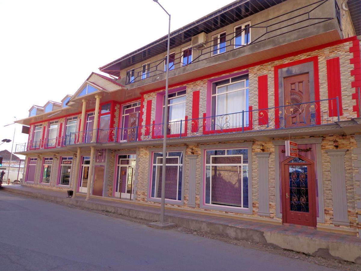 Bed and Breakfast Tubram S Ailəvi Qonaq Evi Şǝki Exterior foto