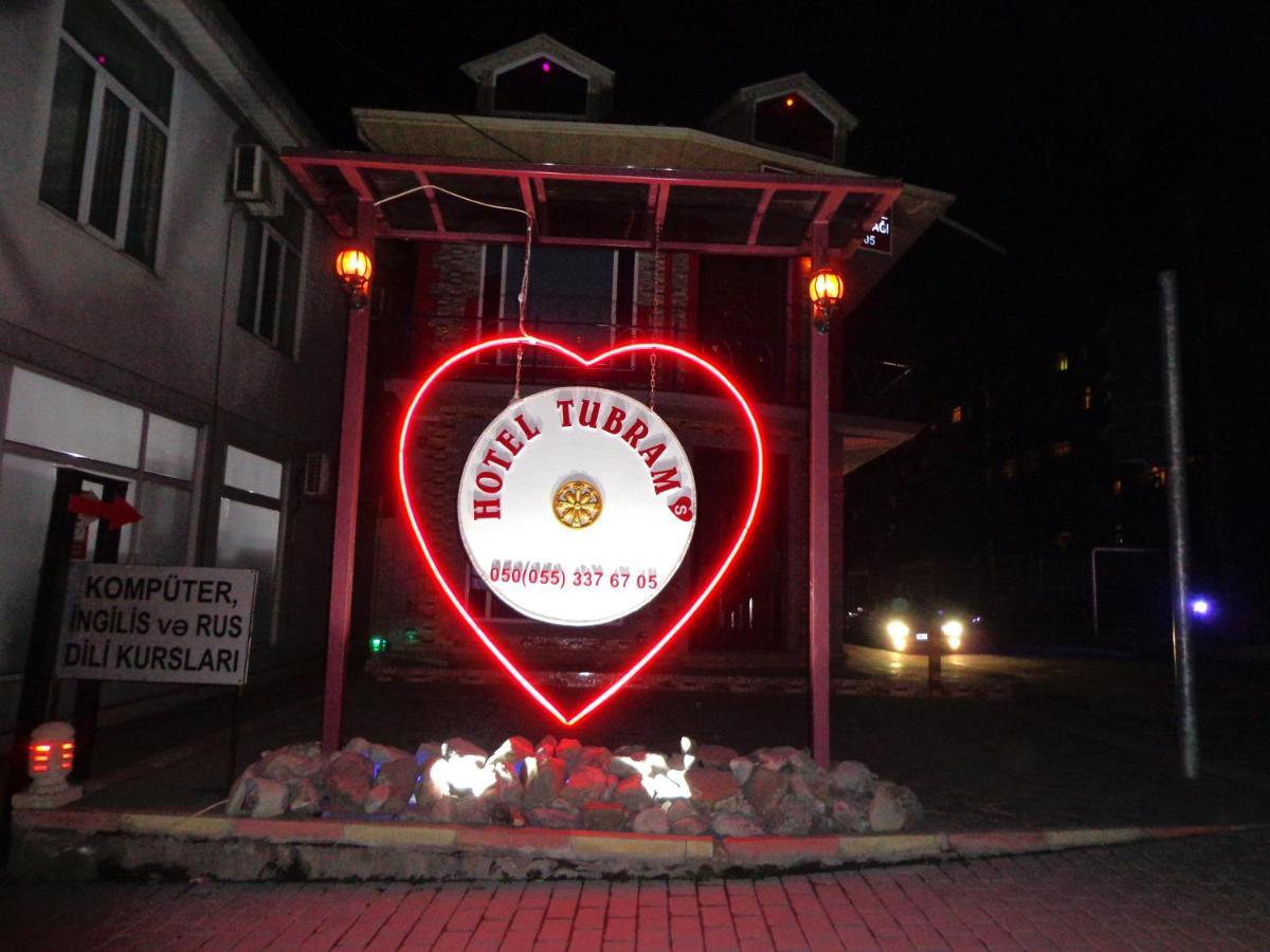 Bed and Breakfast Tubram S Ailəvi Qonaq Evi Şǝki Exterior foto