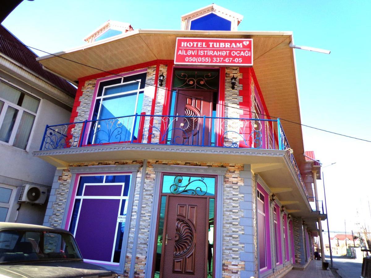 Bed and Breakfast Tubram S Ailəvi Qonaq Evi Şǝki Exterior foto