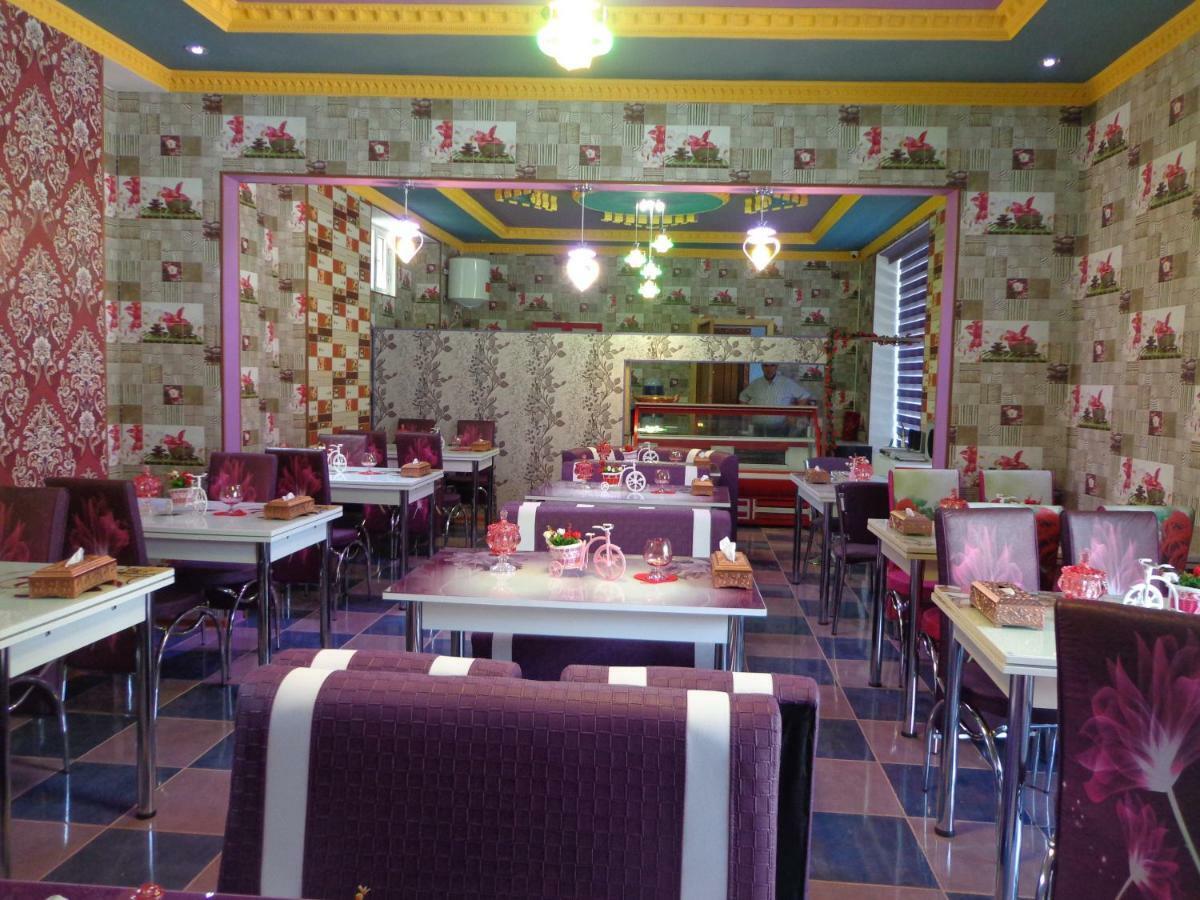 Bed and Breakfast Tubram S Ailəvi Qonaq Evi Şǝki Exterior foto